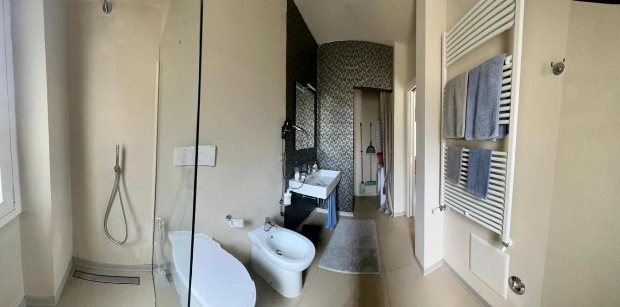 Piccolo Loft In Centro Asti Apartment Екстериор снимка